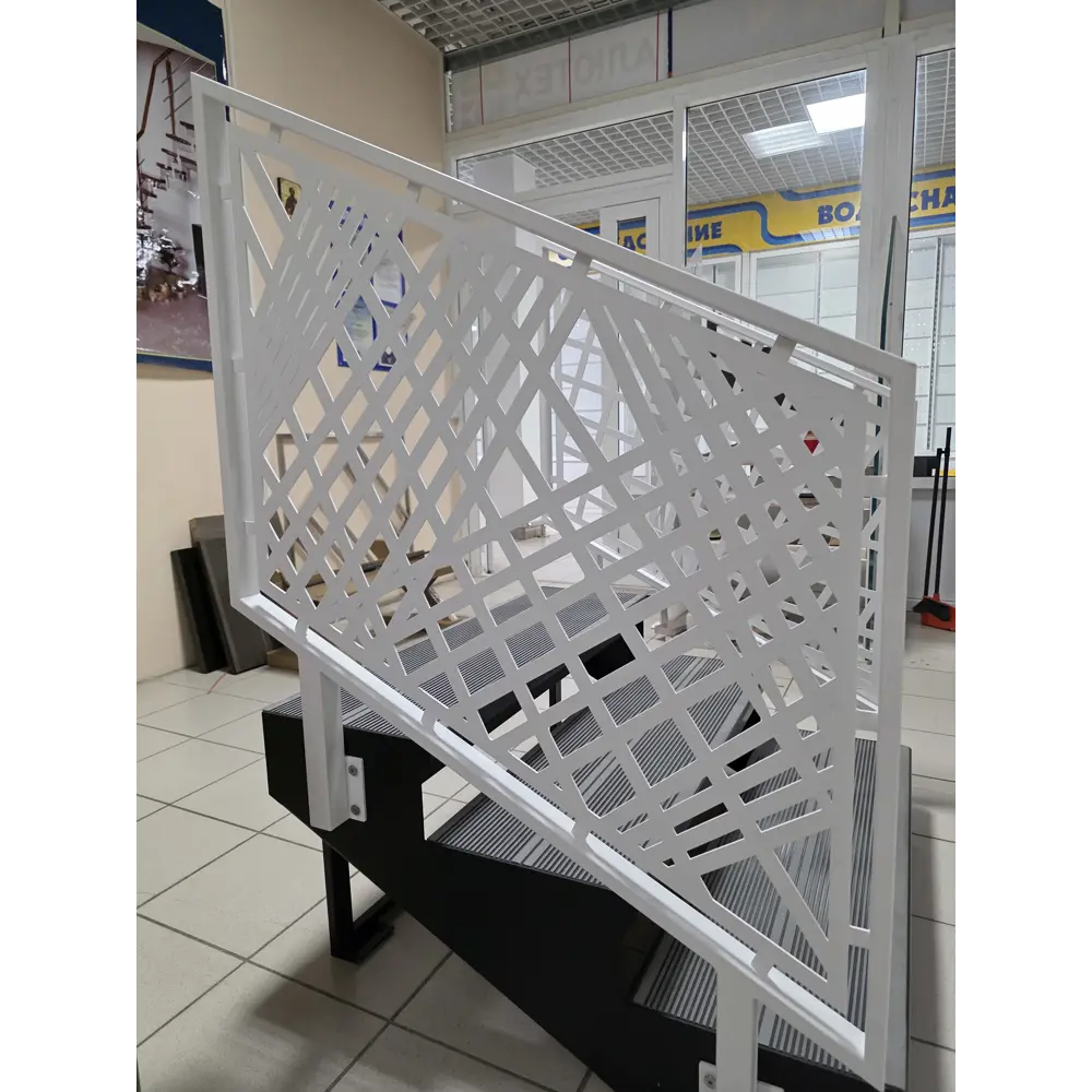 Фото 6 Ограждения Мастермарш Лазерная резка 105см цвет белый Фото 6 Ограждения Мастермарш Лазерная резка 105см цвет белый