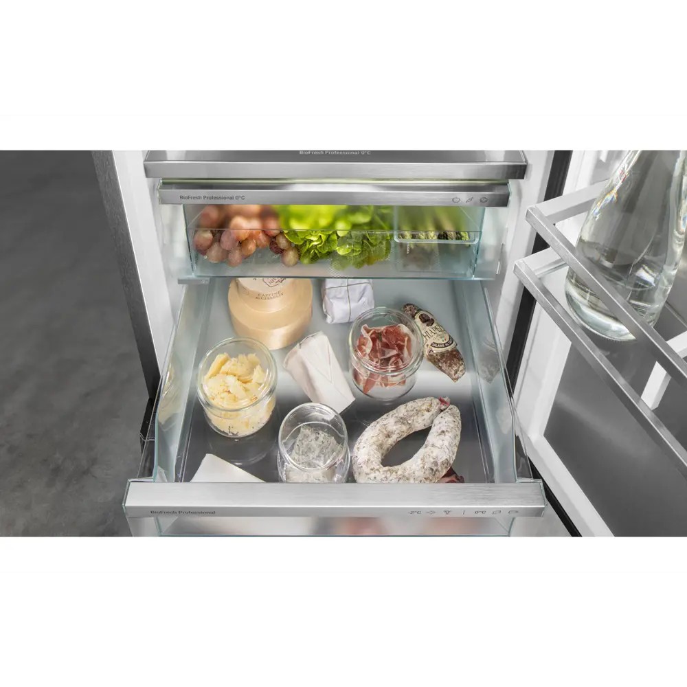 Фото 10 Отдельностоящий холодильник Liebherr CBNsdc 573i-22 001 BioFresh NoFrost 59.7x201.5 см цвет серебристый
