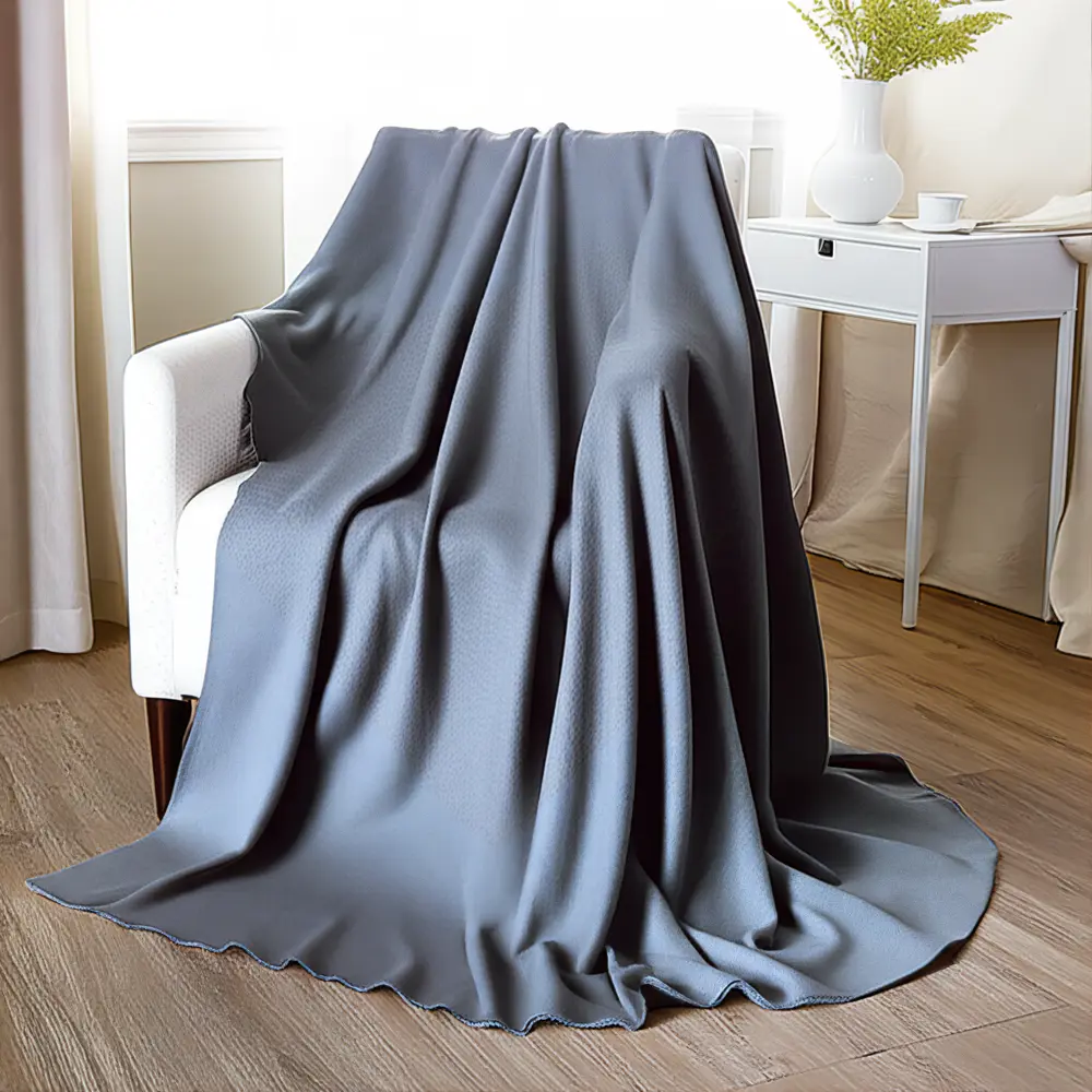 Фото 2 Плед 110x150 см флис цвет синий Фото 2 Плед 110x150 см флис цвет синий