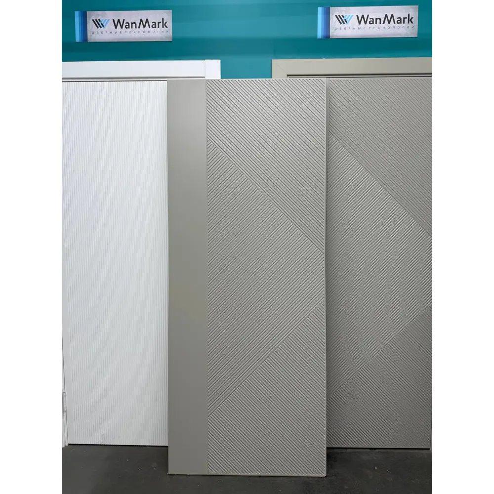 Фото 2 Комплект межкомнатной двери Wanmark Синди-13 глухая 200x80см эмаль цвет светло-серый с коробом и наличниками Фото 2 Комплект межкомнатной двери Wanmark Синди-13 глухая 200x80см эмаль цвет светло-серый с коробом и наличниками