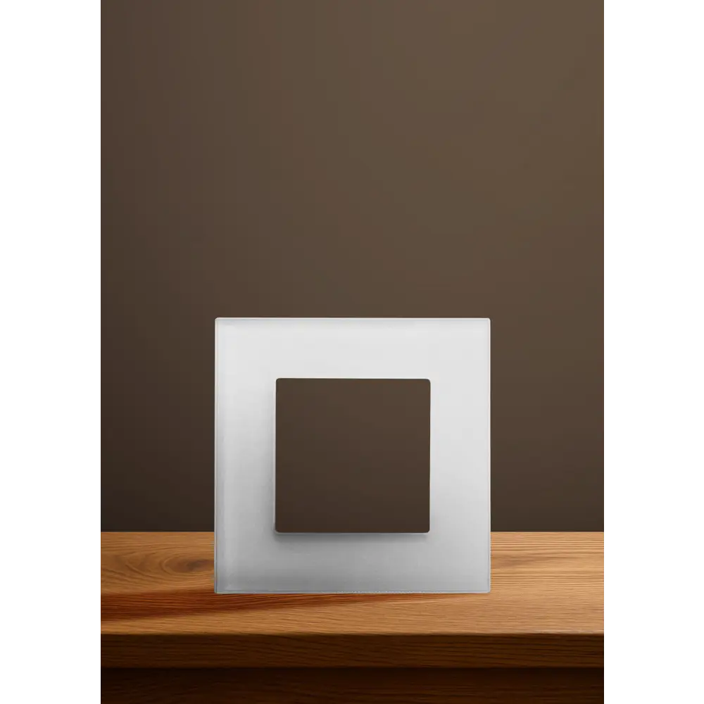 Фото 7 Рамка для розеток и выключателей Vell WH1P-GL 1 пост цвет белый