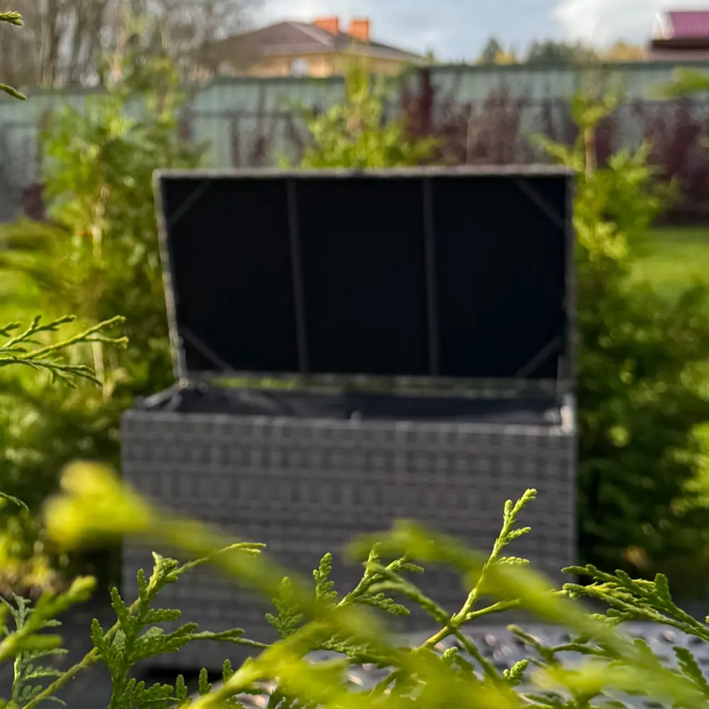 Фото 10 Сундук садовый Royal family 122x78x70см искусственный ротанг цвет серый Фото 10 Сундук садовый Royal family 122x78x70см искусственный ротанг цвет серый