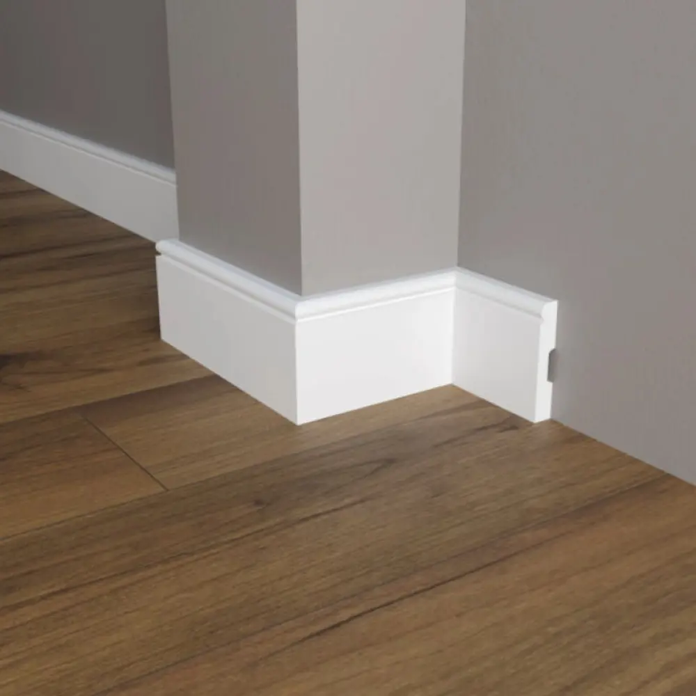 Фото 2 Плинтус напольный Perfect Plus P9949 82x13x2000 мм ударопрочный белый под покраску Фото 2 Плинтус напольный Perfect Plus P9949 82x13x2000 мм ударопрочный белый под покраску