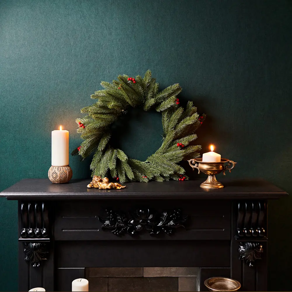 Фото Рождественский венок Neon-Night 307-149 d 45 см с ягодами зеленый Фото Рождественский венок Neon-Night 307-149 d 45 см с ягодами зеленый