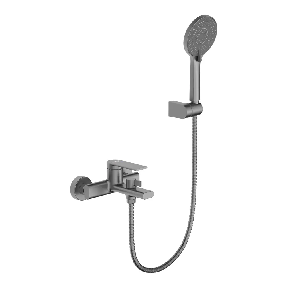 Фото Смеситель для ванны Frap Arne однорычажный на ванну с лейкой и шлангом цвет графит Фото Смеситель для ванны Frap Arne однорычажный на ванну с лейкой и шлангом цвет графит