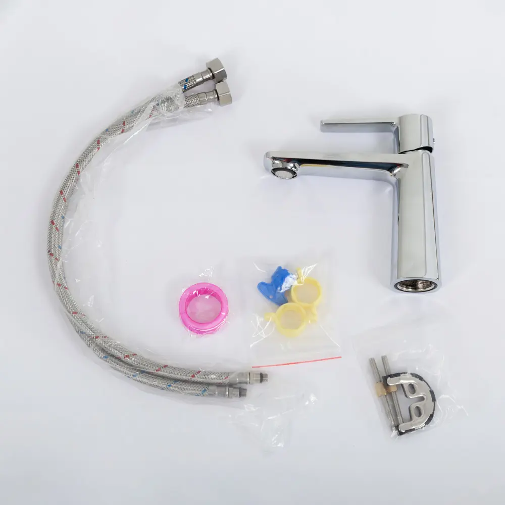 Фото 4 Смеситель для раковины Cezares LUX-LS-01-W0 однорычажный цвет хром Фото 4 Смеситель для раковины Cezares LUX-LS-01-W0 однорычажный цвет хром