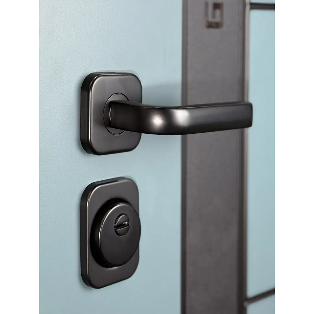 Фото 4 Входная дверь Foreman Good 3 левый 205x96см цвет velluto verd/velluto bianco Фото 4 Входная дверь Foreman Good 3 левый 205x96см цвет velluto verd/velluto bianco