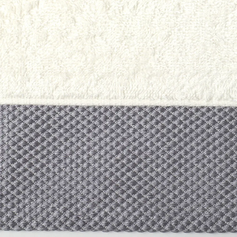 Фото 4 Полотенце махровое Love Life Honey 70x140 см цвет молочный серый Фото 4 Полотенце махровое Love Life Honey 70x140 см цвет молочный серый