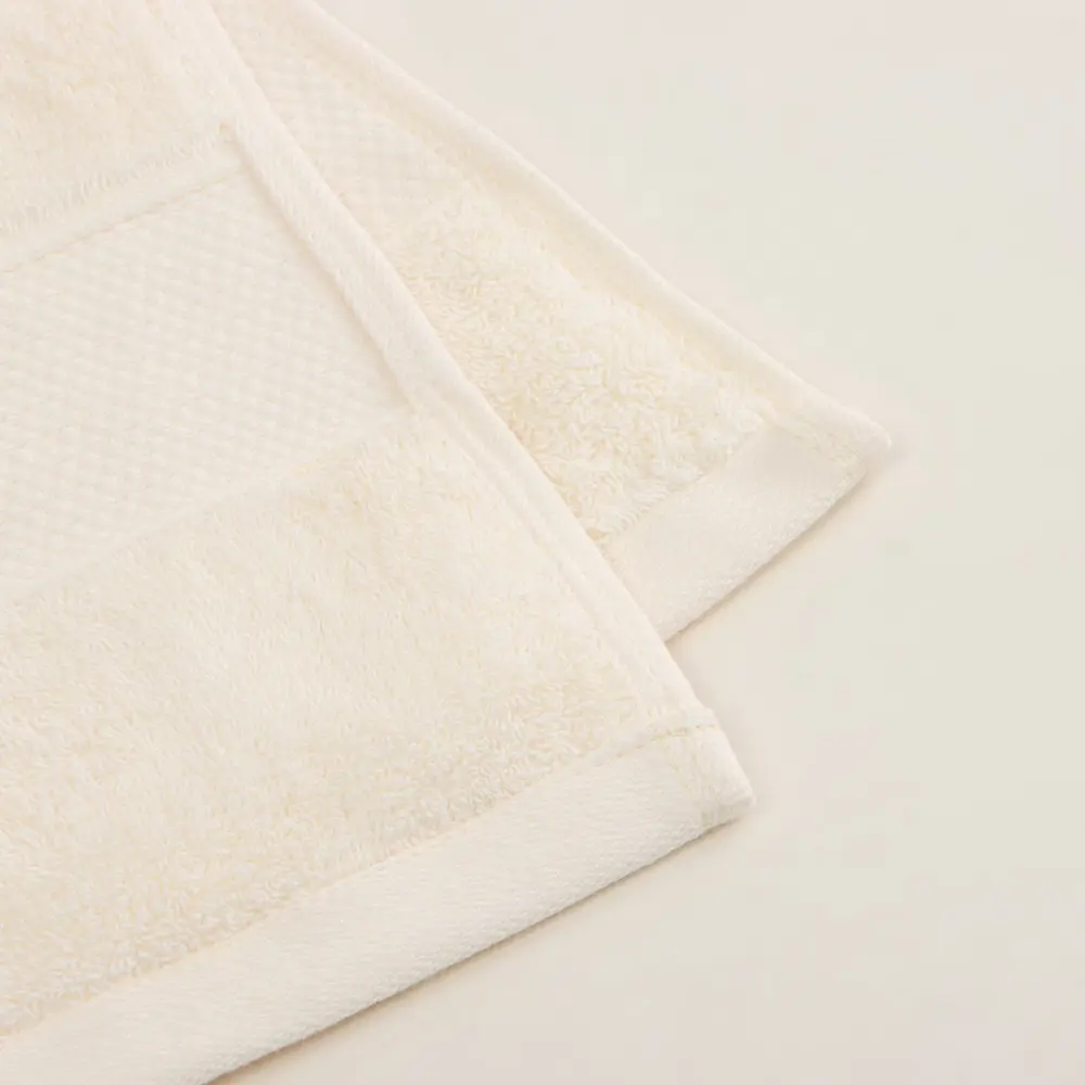 Фото 16 Полотенце махровое Sima-Land HomeClassic Айвори 100x180 см Фото 16 Полотенце махровое Sima-Land HomeClassic Айвори 100x180 см