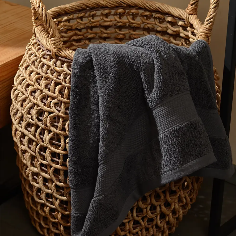 Фото 11 Полотенце маxровое Sima-Land HomeClassic Гри Сандре 90x150 см Фото 11 Полотенце маxровое Sima-Land HomeClassic Гри Сандре 90x150 см