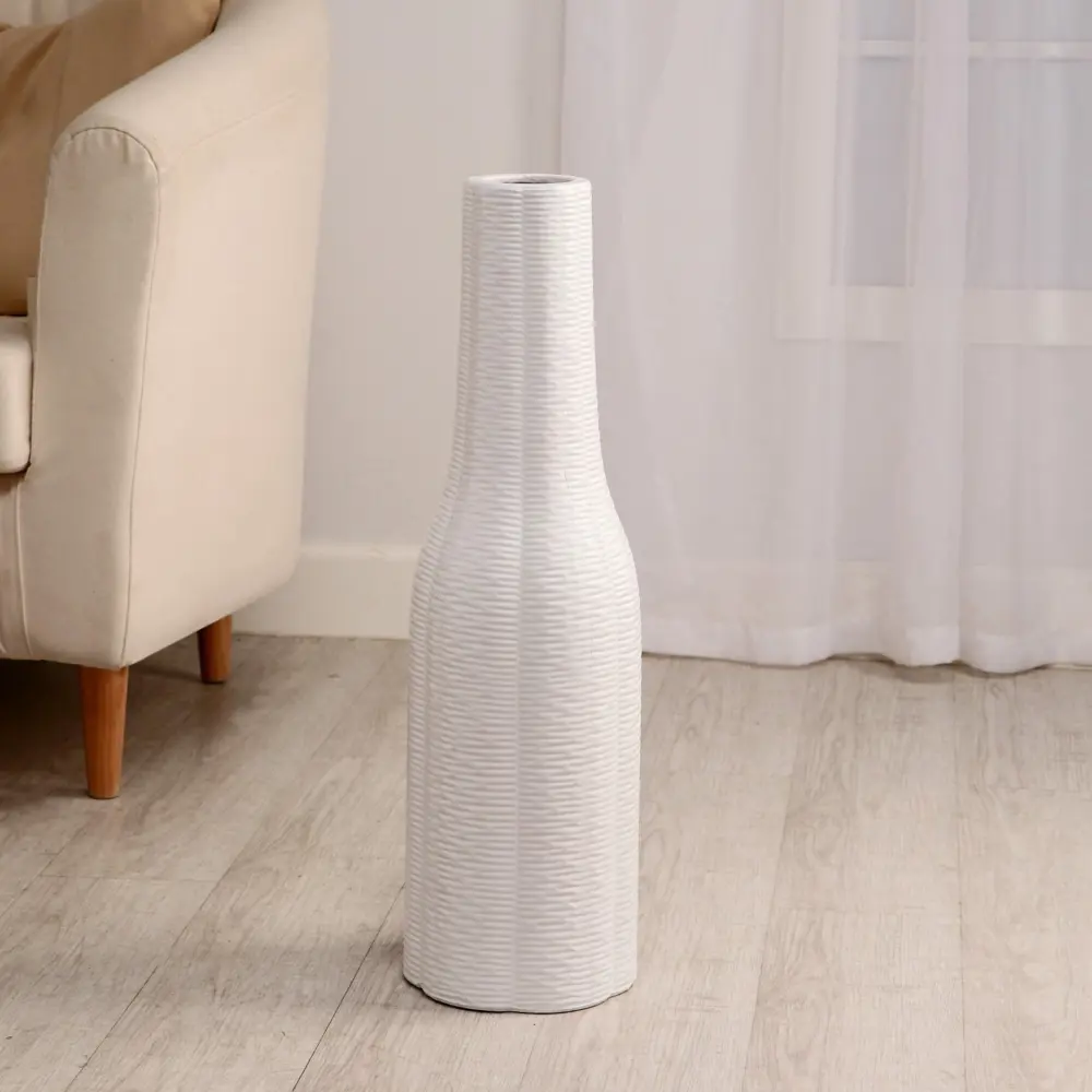 Фото 2 Ваза Сима-ленд Бутыль крапинка керамика цвет белый 60 см Фото 2 Ваза Сима-ленд Бутыль крапинка керамика цвет белый 60 см
