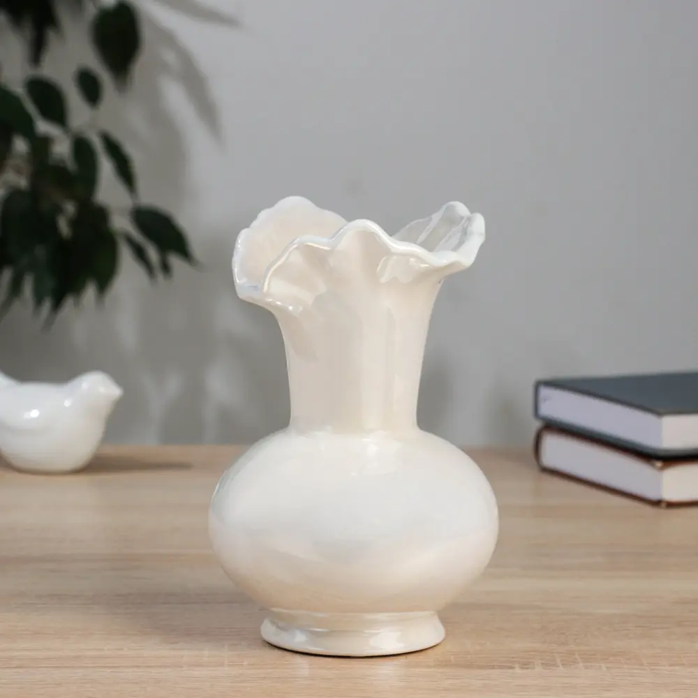 Фото Ваза Сима-ленд Изекил керамика цвет белый 14 см