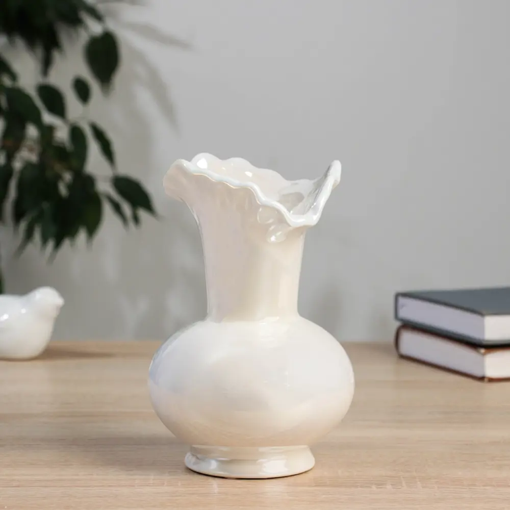 Фото 2 Ваза Сима-ленд Изекил керамика цвет белый 14 см