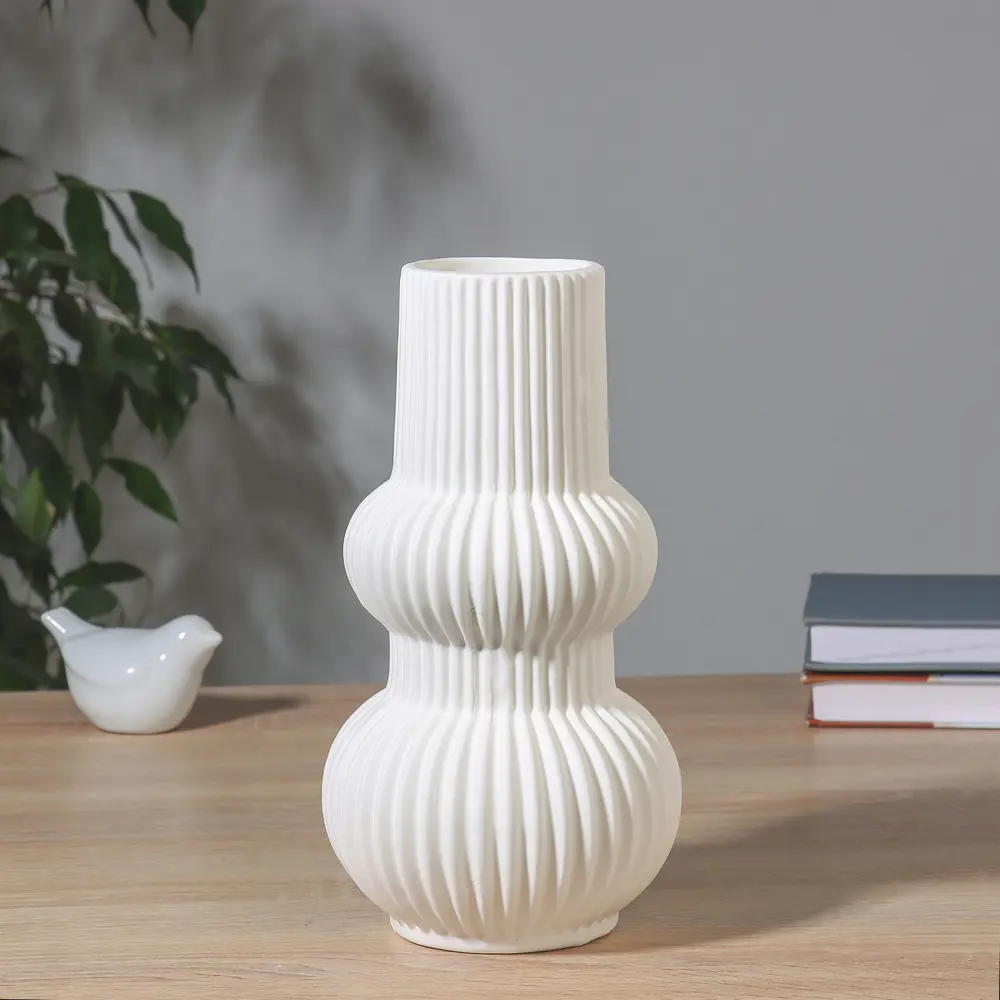 Фото Ваза Take it easy Страйбер керамика цвет бежевый 26 см Фото Ваза Take it easy Страйбер керамика цвет бежевый 26 см