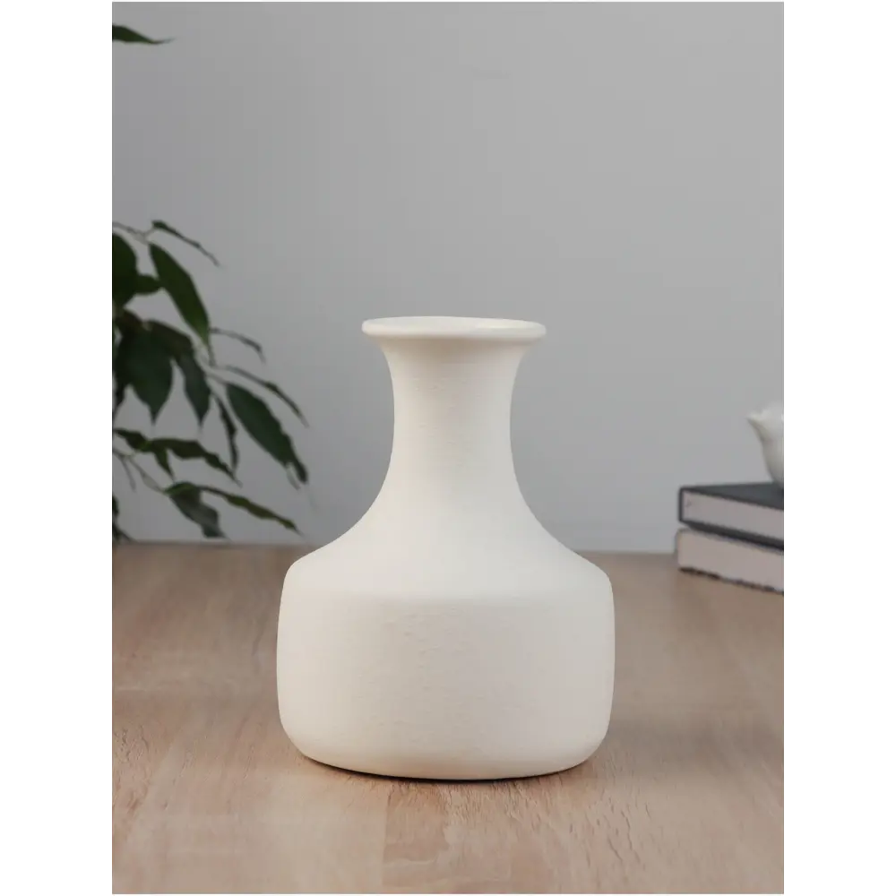 Фото Ваза Сима-ленд Хелле классик керамика цвет белый 14 см