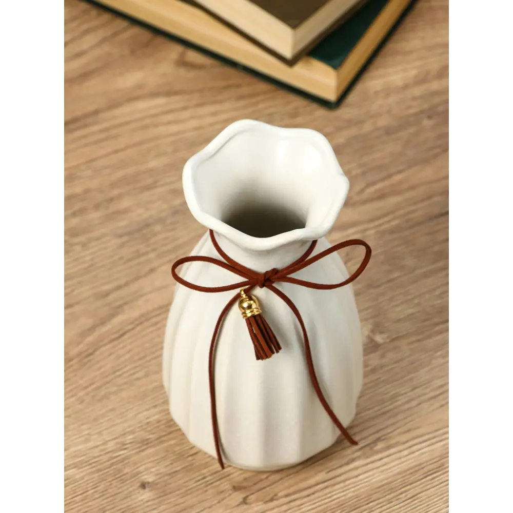 Фото 4 Ваза Сима-ленд Шерон полосы шнур керамика цвет белый 11 см