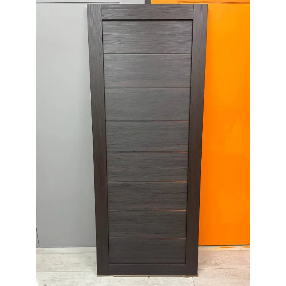 Фото 6 Комплект межкомнатной двери Uberture Модерн 10005 остеклённая 200x90см ПВХ цвет цвет каштан с коробом и наличниками Фото 6 Комплект межкомнатной двери Uberture Модерн 10005 остеклённая 200x90см ПВХ цвет цвет каштан с коробом и наличниками