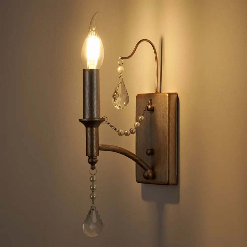 Фото Настенный светильник Freya Bagetta цвет хром Фото Настенный светильник Freya Bagetta цвет хром