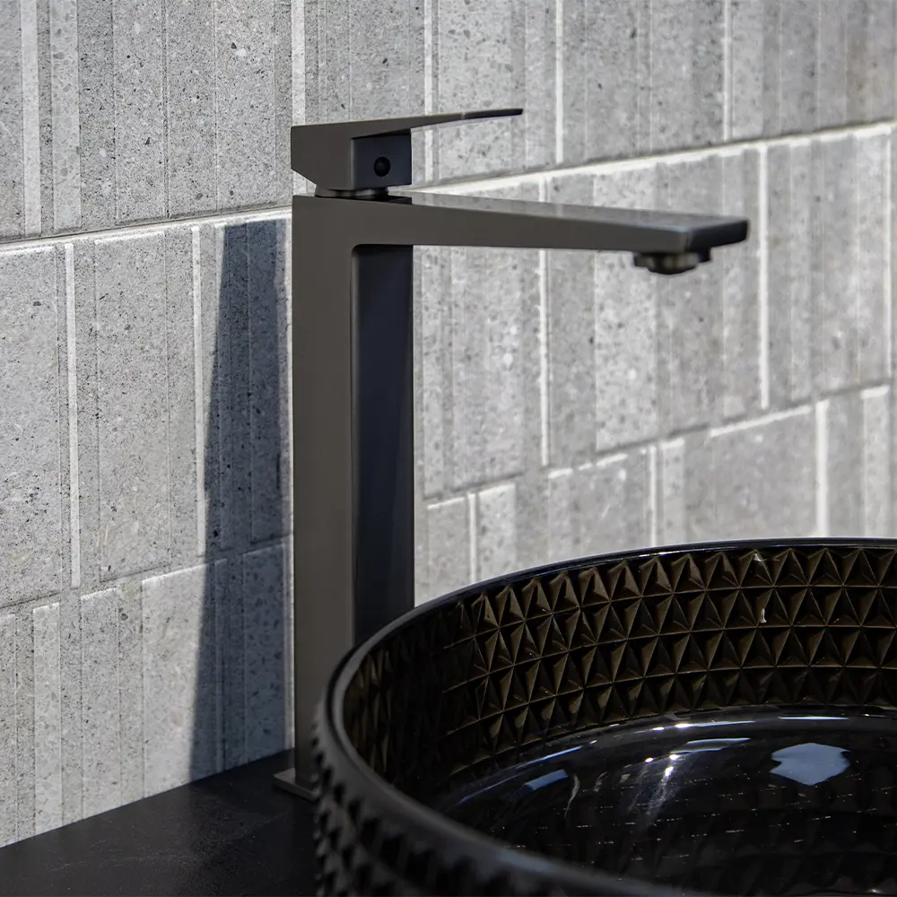 Фото 11 Смеситель для раковины в ванную AVS New Cube высокий оружейная сталь