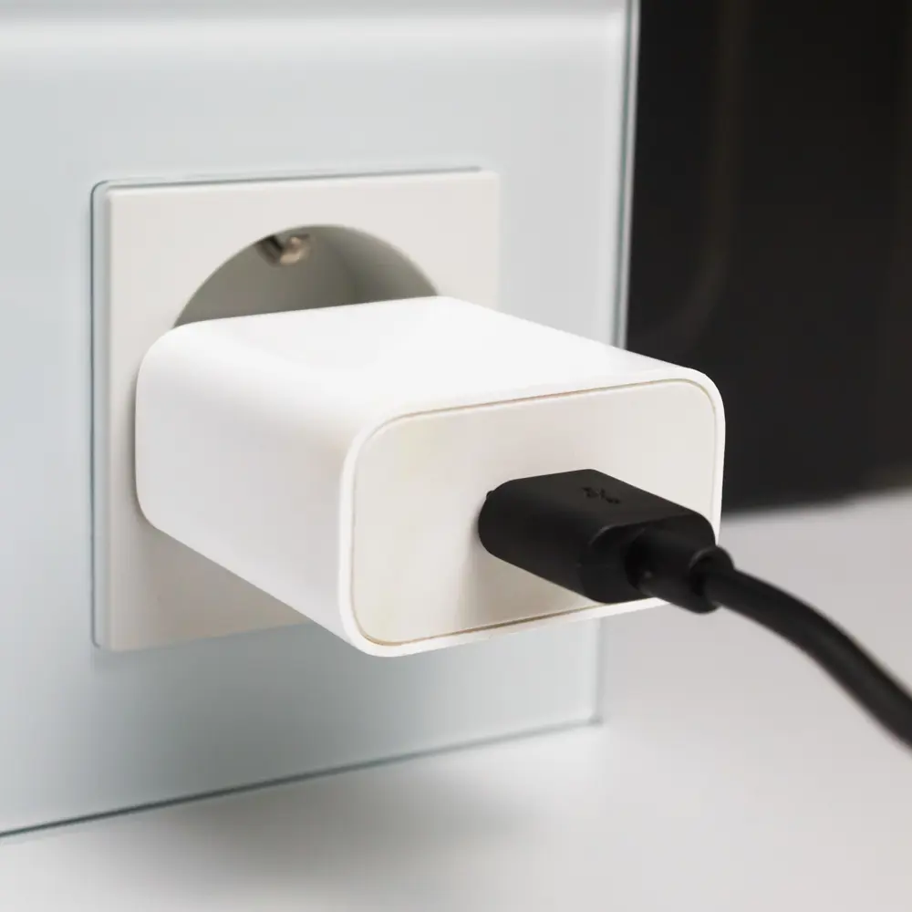 Фото 4 Кабель Vell 1378885 5 В USB Type-C 1 м V80114 Фото 4 Кабель Vell 1378885 5 В USB Type-C 1 м V80114