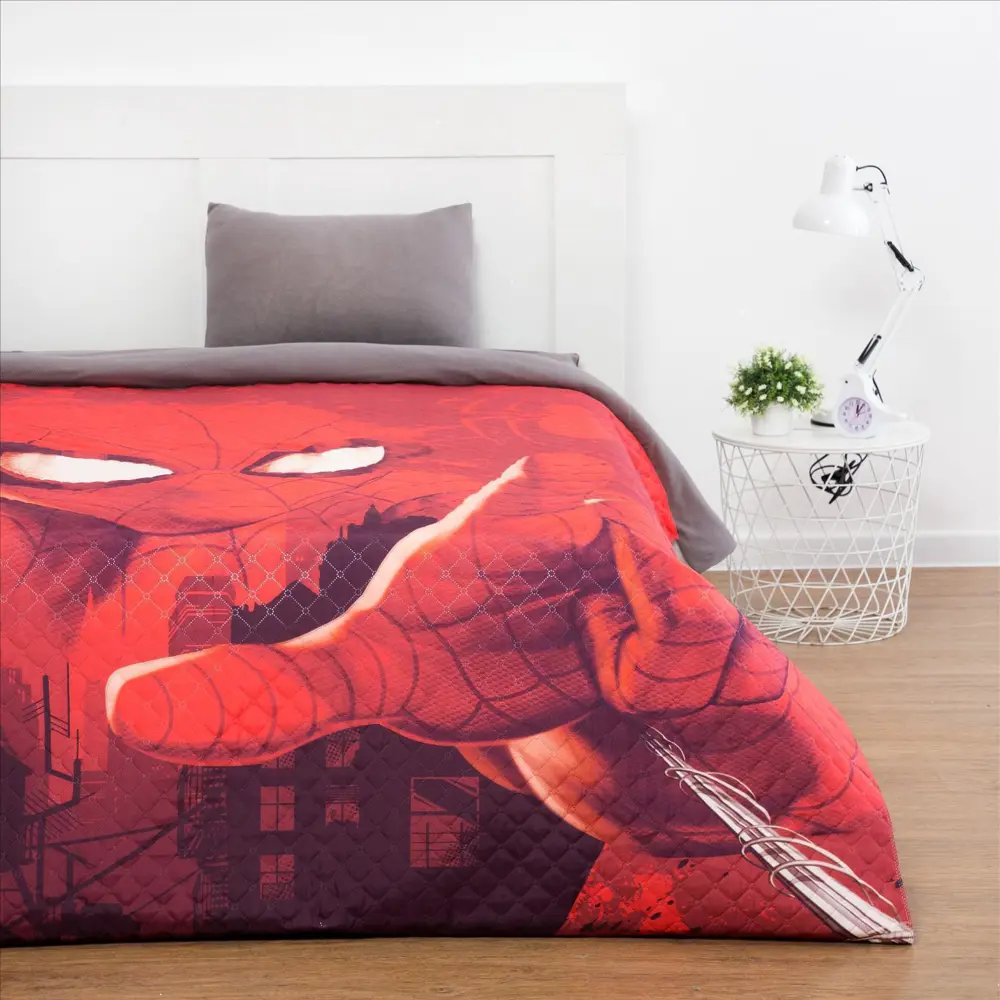 Фото 2 Покрывало Marvel 210x145 см микрофибра цвет красный Фото 2 Покрывало Marvel 210x145 см микрофибра цвет красный