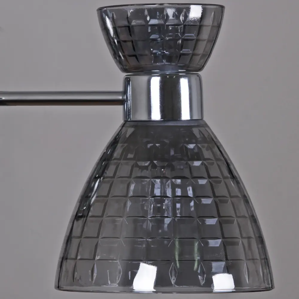 Фото 3 Люстра потолочная Reluce 7305 Rlc_07305-0.3-03 3 лампы 5 м² цвет хром/тонированный Фото 3 Люстра потолочная Reluce 7305 Rlc_07305-0.3-03 3 лампы 5 м² цвет хром/тонированный