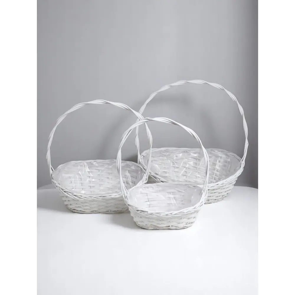 Фото Набор корзин Сима-ленд 30x35x46 см пластик цвет белый 3 шт. Фото Набор корзин Сима-ленд 30x35x46 см пластик цвет белый 3 шт.