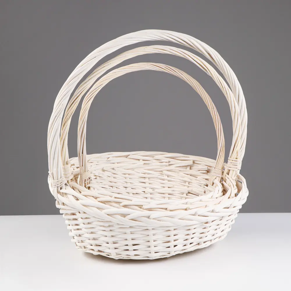 Фото 2 Набор корзин Сима-ленд 27x15x45 см пластик цвет белый 3 шт. Фото 2 Набор корзин Сима-ленд 27x15x45 см пластик цвет белый 3 шт.