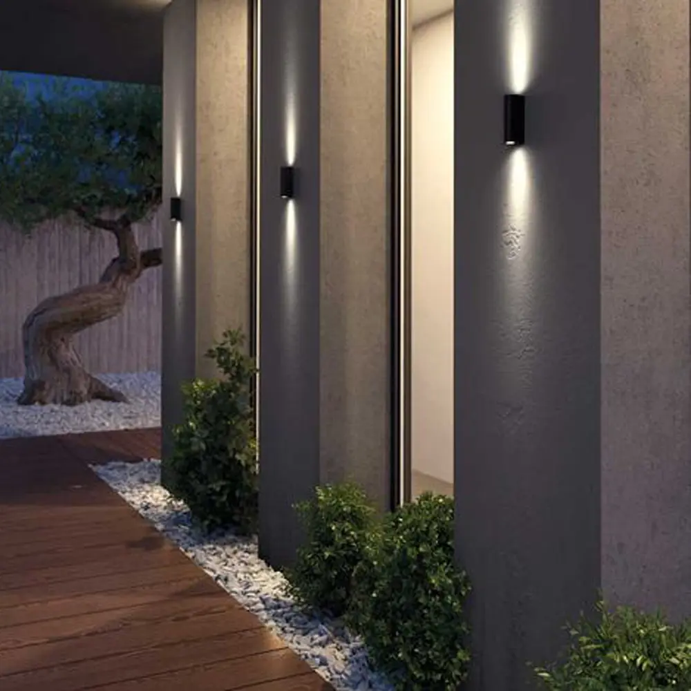 Фото 4 Светильник уличный настенный светодиодный Reluce 86845-9.2-002kt led2x5w bk 10 Вт IP65 цвет черный Фото 4 Светильник уличный настенный светодиодный Reluce 86845-9.2-002kt led2x5w bk 10 Вт IP65 цвет черный