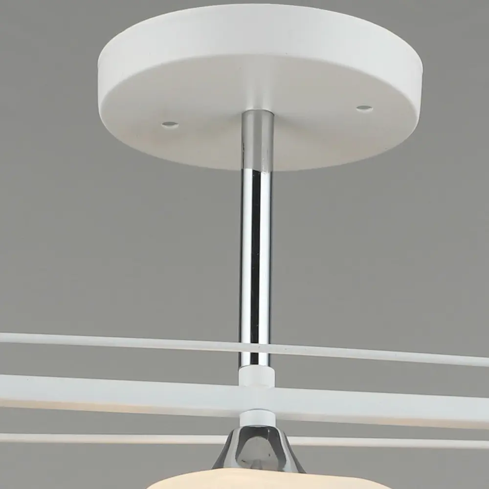 Фото 4 Люстра на штанге Reluce 1698 01698-0.3-03 3 лампы 8 м² цвет хром/белый Фото 4 Люстра на штанге Reluce 1698 01698-0.3-03 3 лампы 8 м² цвет хром/белый