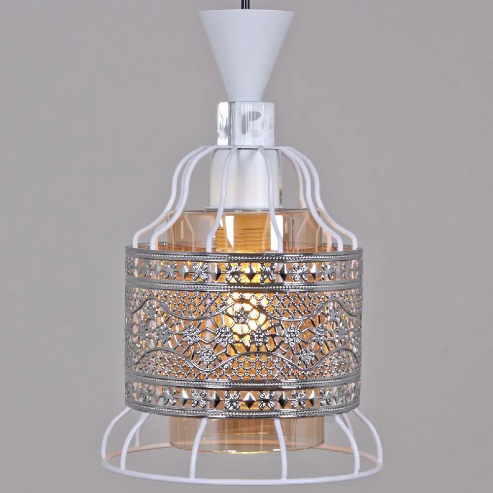 Фото Светильник подвесной Reluce 05363-0.9-03 ch+wh 3 лампы 18 м² цвет желтый Фото Светильник подвесной Reluce 05363-0.9-03 ch+wh 3 лампы 18 м² цвет желтый