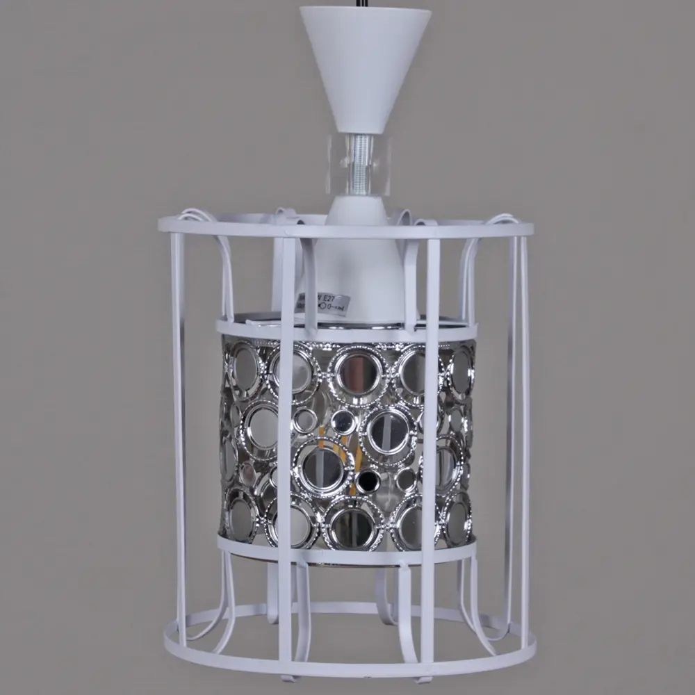 Фото 2 Светильник подвесной Reluce 5402 05402-0.9-01 wh+ch 1 лампа 2 м² цвет хром/белый Фото 2 Светильник подвесной Reluce 5402 05402-0.9-01 wh+ch 1 лампа 2 м² цвет хром/белый