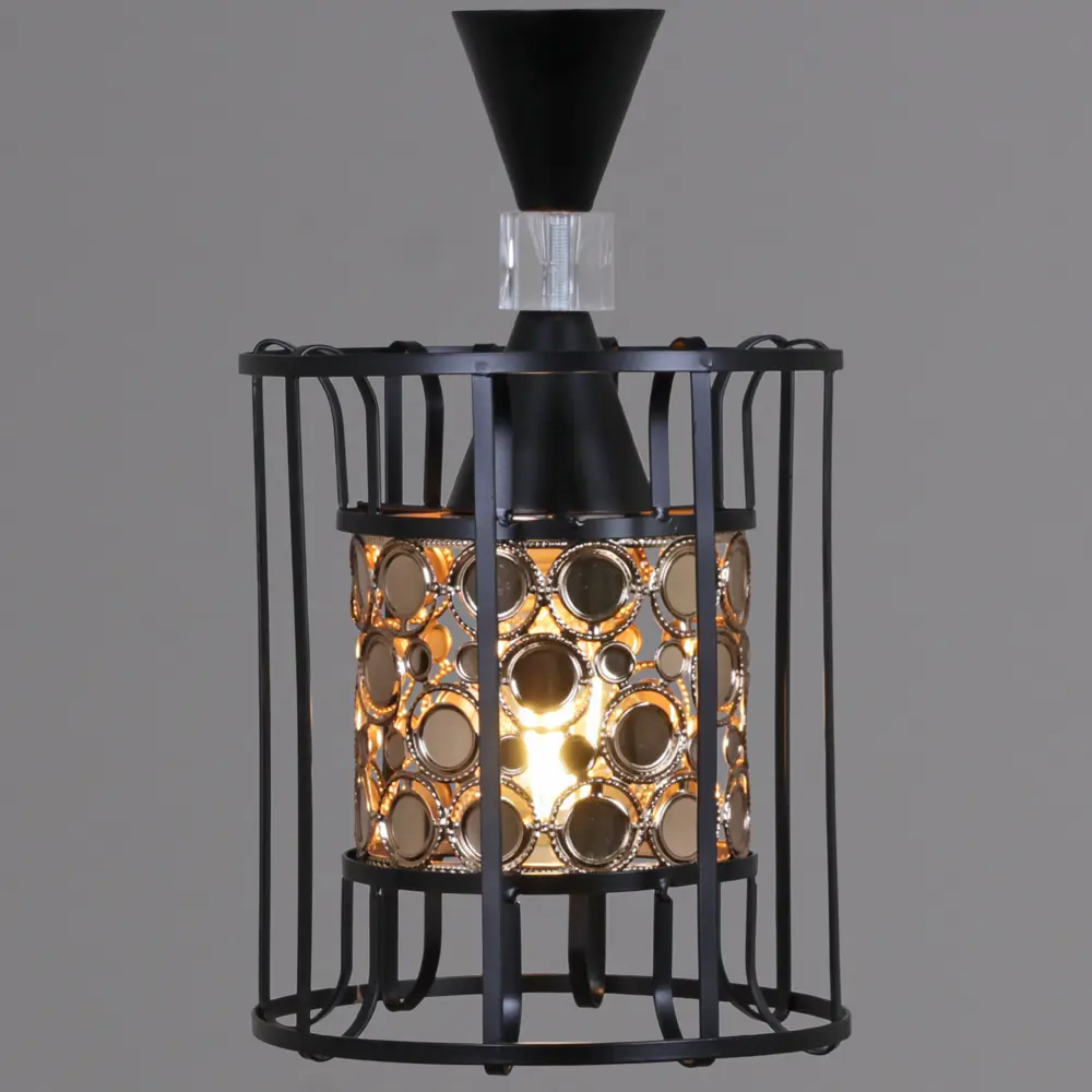 Фото 3 Светильник подвесной Reluce 5402 05402-0.9-03 bk+gd 3 лампы 5 м² цвет золото/черный Фото 3 Светильник подвесной Reluce 5402 05402-0.9-03 bk+gd 3 лампы 5 м² цвет золото/черный