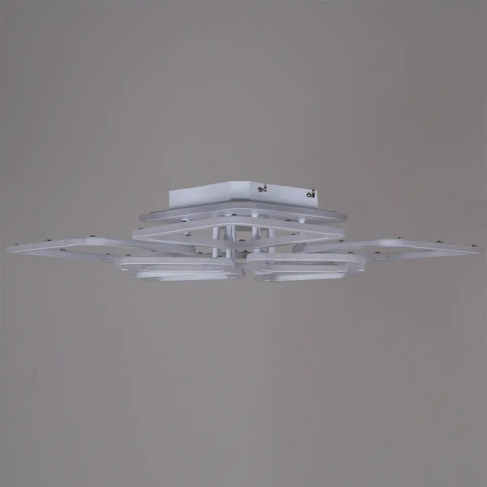 Фото 3 Люстра потолочная светодиодная Reluce 09821-3.3-4+4 WH (RGB) с пультом управления 32 м² регулируемый белый свет цвет белый Фото 3 Люстра потолочная светодиодная Reluce 09821-3.3-4+4 WH (RGB) с пультом управления 32 м² регулируемый белый свет цвет белый