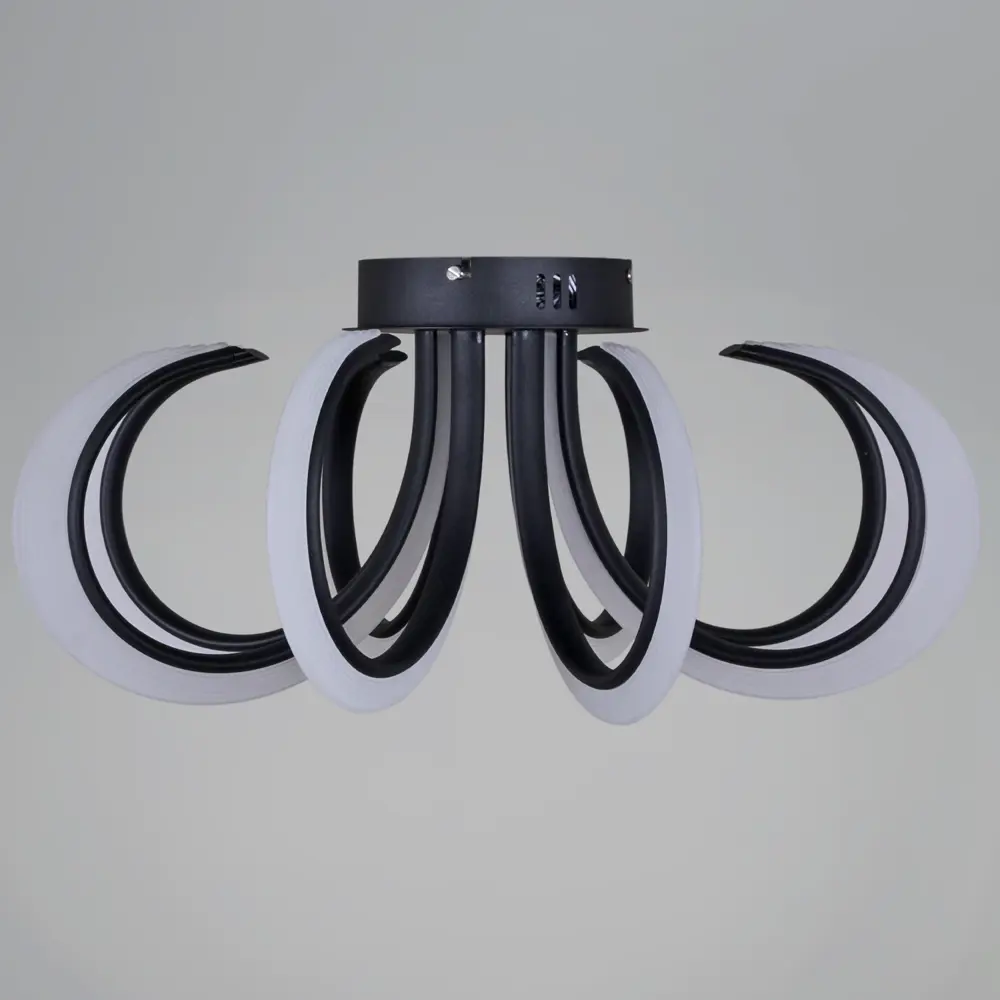 Фото 5 Люстра потолочная светодиодная Reluce 74390-0.3-08S black с пультом управления 26 м² регулируемый белый свет цвет белый/черный Фото 5 Люстра потолочная светодиодная Reluce 74390-0.3-08S black с пультом управления 26 м² регулируемый белый свет цвет белый/черный