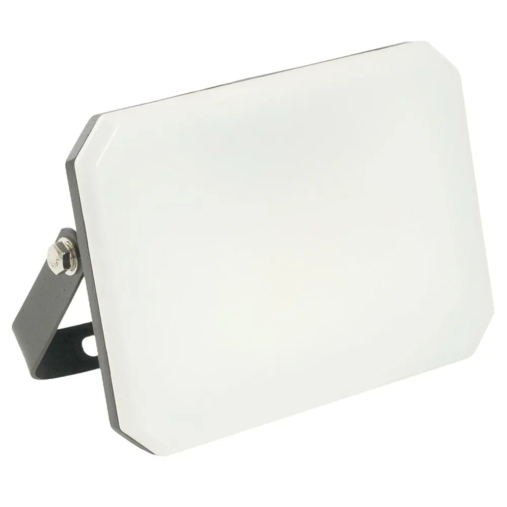 Фото Светодиодный прожектор Feron LL-941 IP65 30W 6400K 51044 Фото Светодиодный прожектор Feron LL-941 IP65 30W 6400K 51044