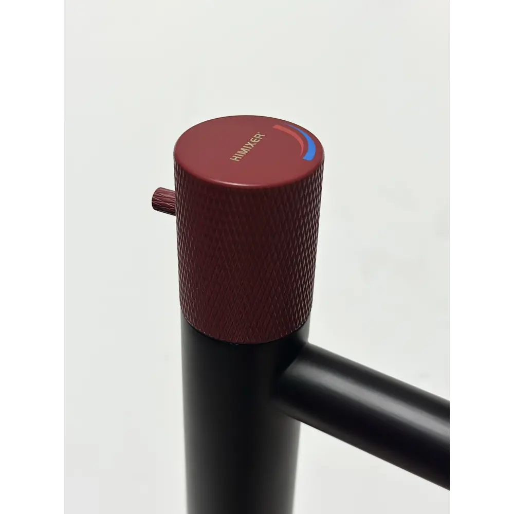 Фото 4 Смеситель для раковины Himixer 1104539AMB поворотное управление цвет черный матовый/красный Фото 4 Смеситель для раковины Himixer 1104539AMB поворотное управление цвет черный матовый/красный