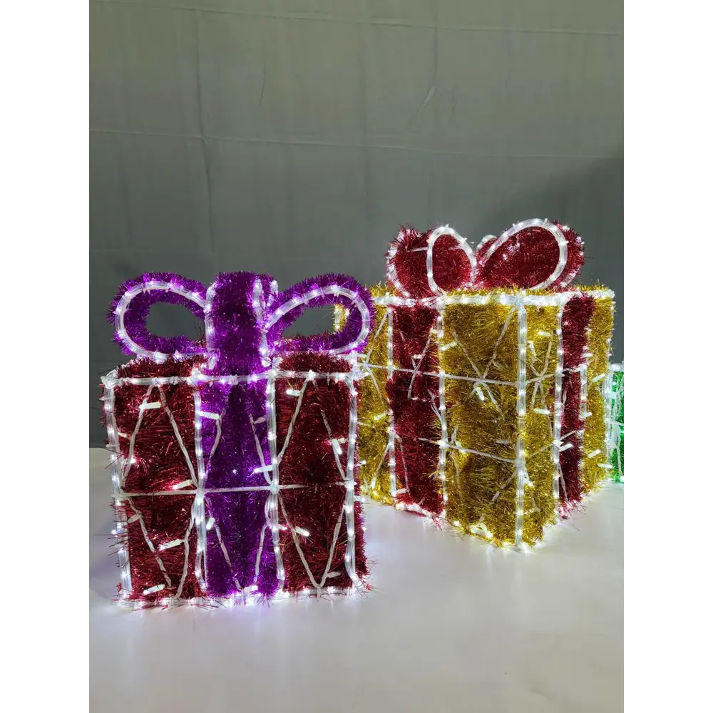 Фото 6 Электрическая светящаяся фигура Эйджи 885522 Набор подарков разноцветный