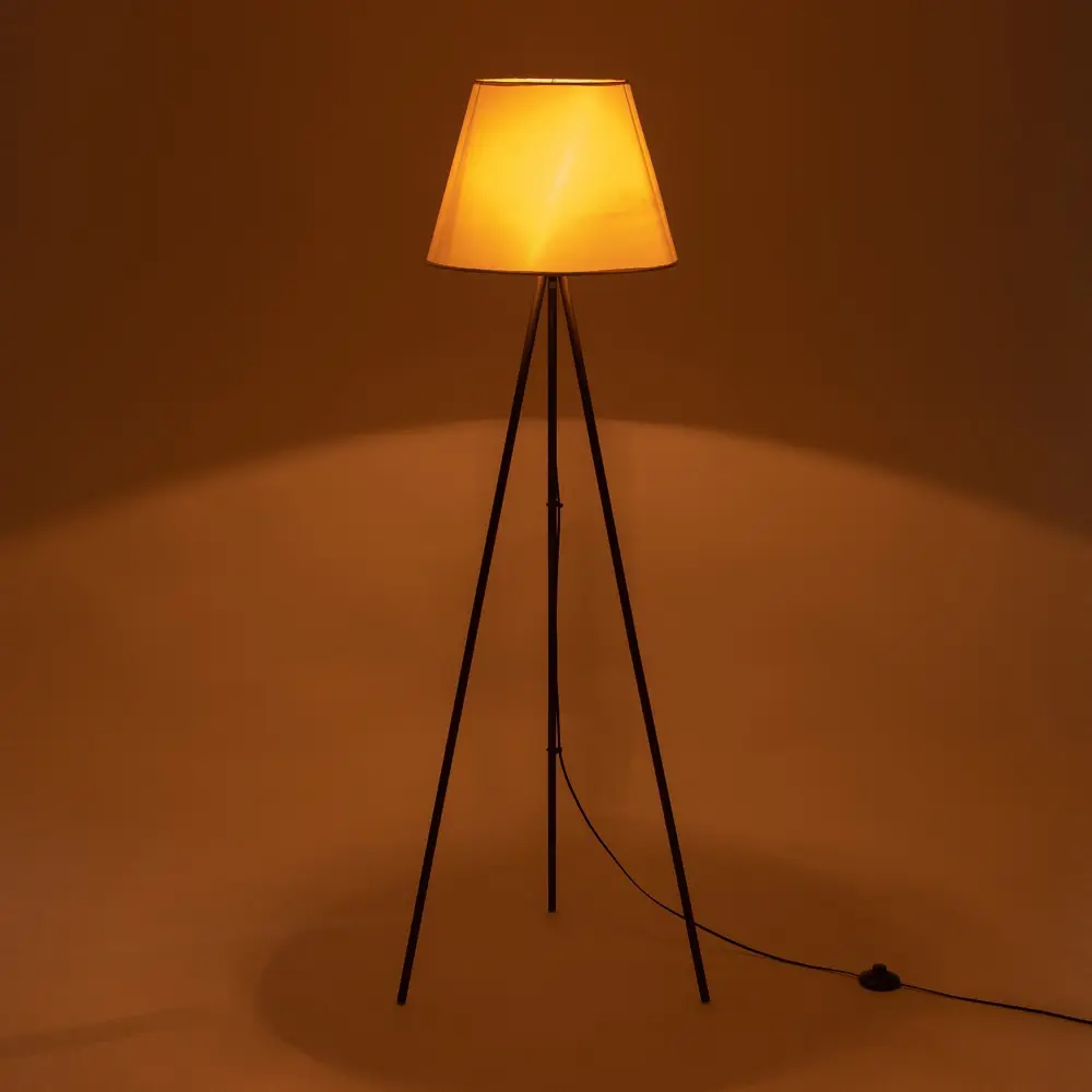 Фото 3 Торшер Bayerlux Сима-ленд цвет бежевый Фото 3 Торшер Bayerlux Сима-ленд цвет бежевый