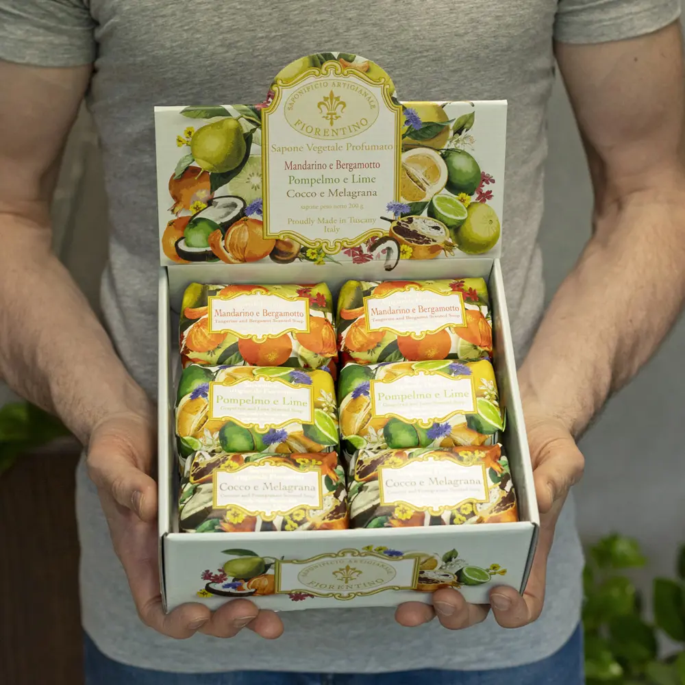 Фото 7 Твердое мыло Saponificio Artigianale SAF ассорти мандарин и бергамот грейпфрут и лайм кокос и гранат 12х200гр
