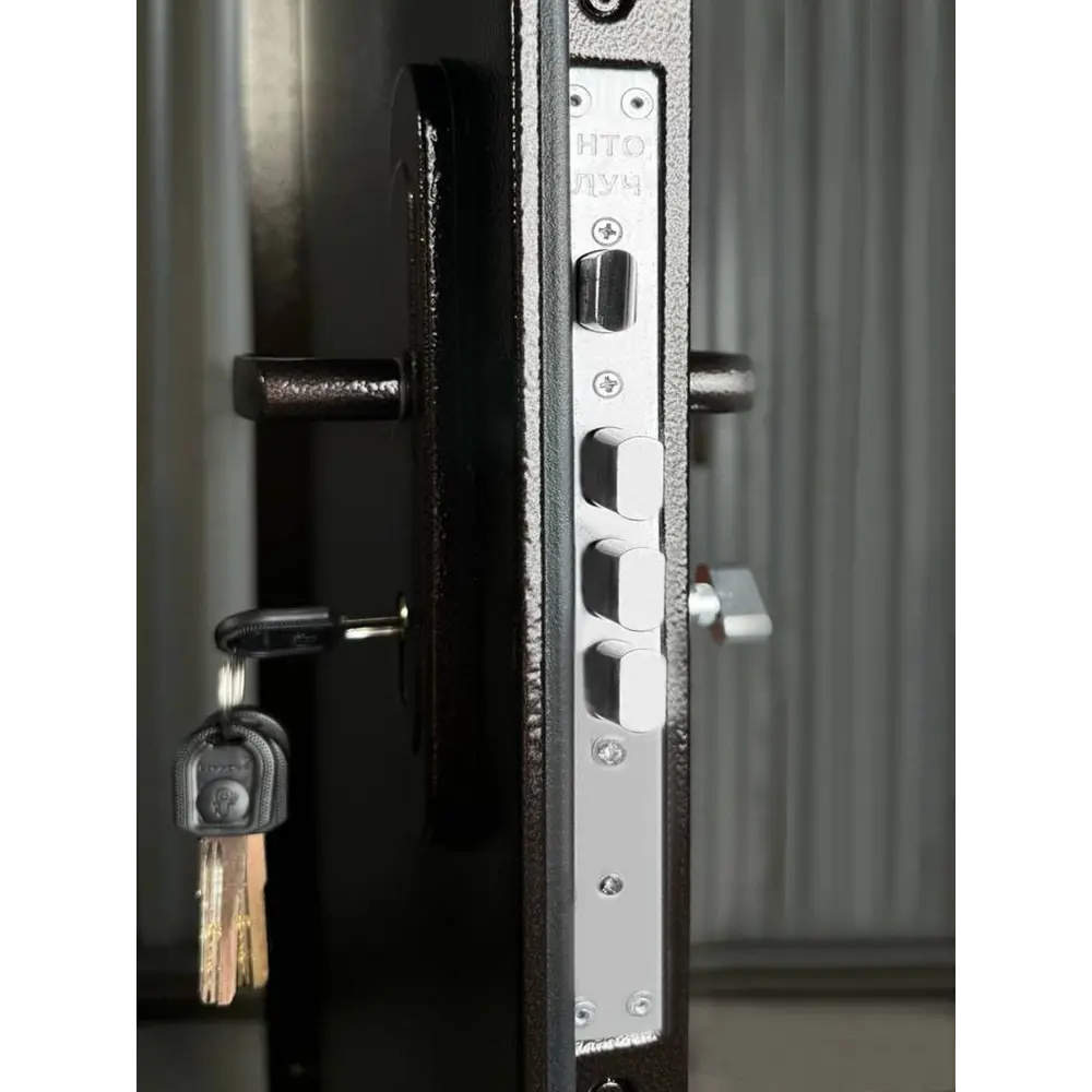 Фото 3 Входная дверь Superlock SL-1 правый 205x86см цвет антик медь/рустикальный дуб Фото 3 Входная дверь Superlock SL-1 правый 205x86см цвет антик медь/рустикальный дуб