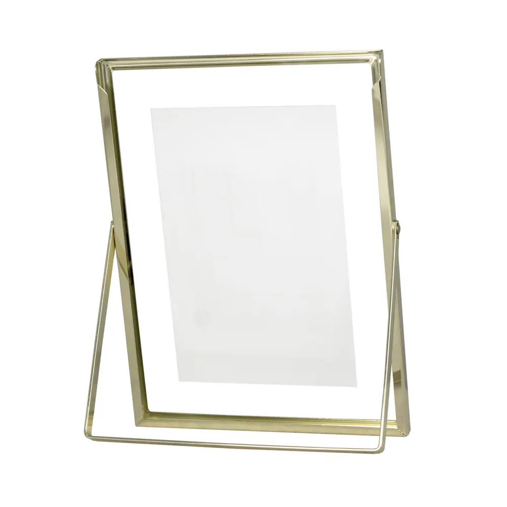 Фото 2 Рамка без паспарту Мирам 15x20 см цвет золотой Фото 2 Рамка без паспарту Мирам 15x20 см цвет золотой