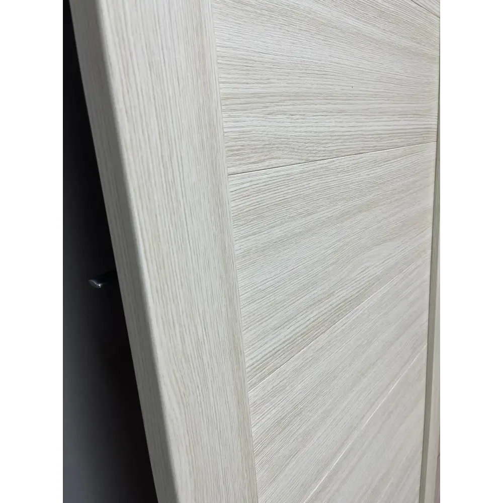 Фото 7 Комплект распашной двери Uberture Модерн 10005 глухая 2x70х200см ПВХ цвет лиственница светлаяс коробом и наличниками Фото 7 Комплект распашной двери Uberture Модерн 10005 глухая 2x70х200см ПВХ цвет лиственница светлаяс коробом и наличниками