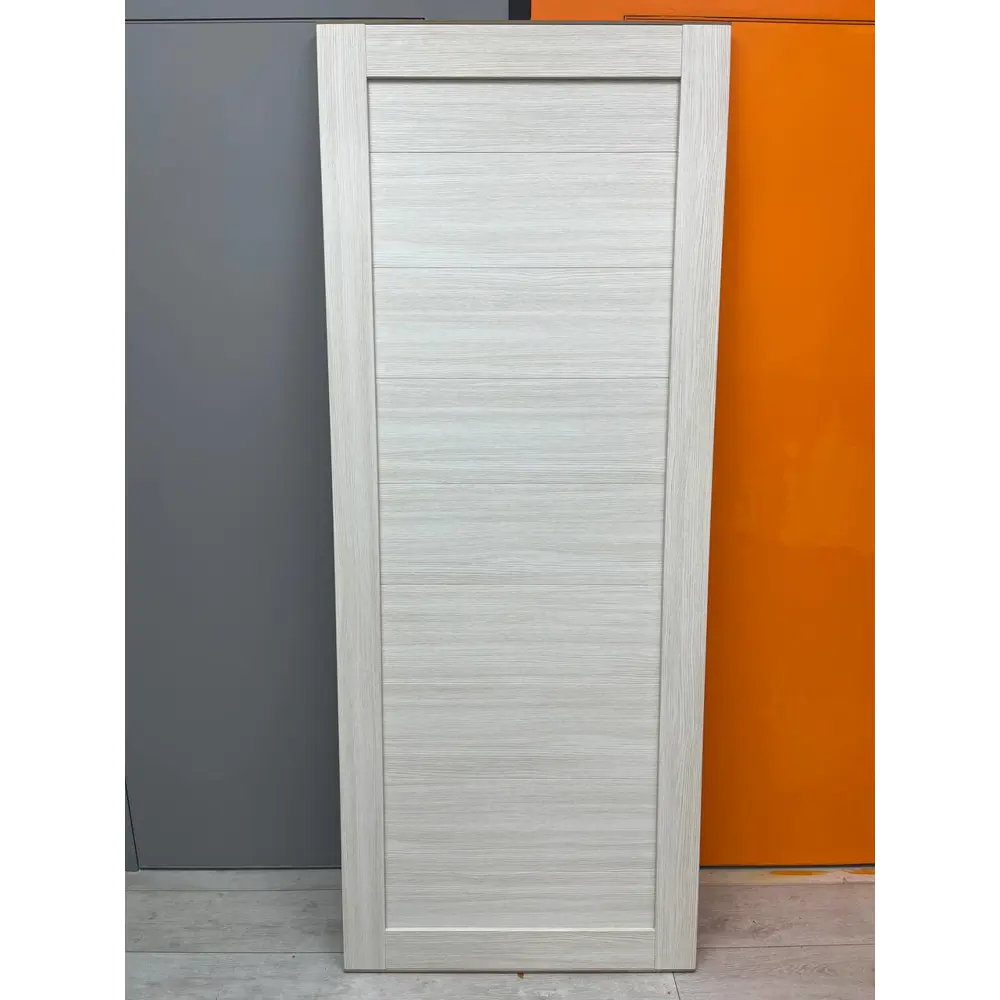 Фото 4 Комплект распашной двери Uberture Модерн 10005 глухая 2x70х200см ПВХ цвет лиственница светлаяс коробом и наличниками Фото 4 Комплект распашной двери Uberture Модерн 10005 глухая 2x70х200см ПВХ цвет лиственница светлаяс коробом и наличниками