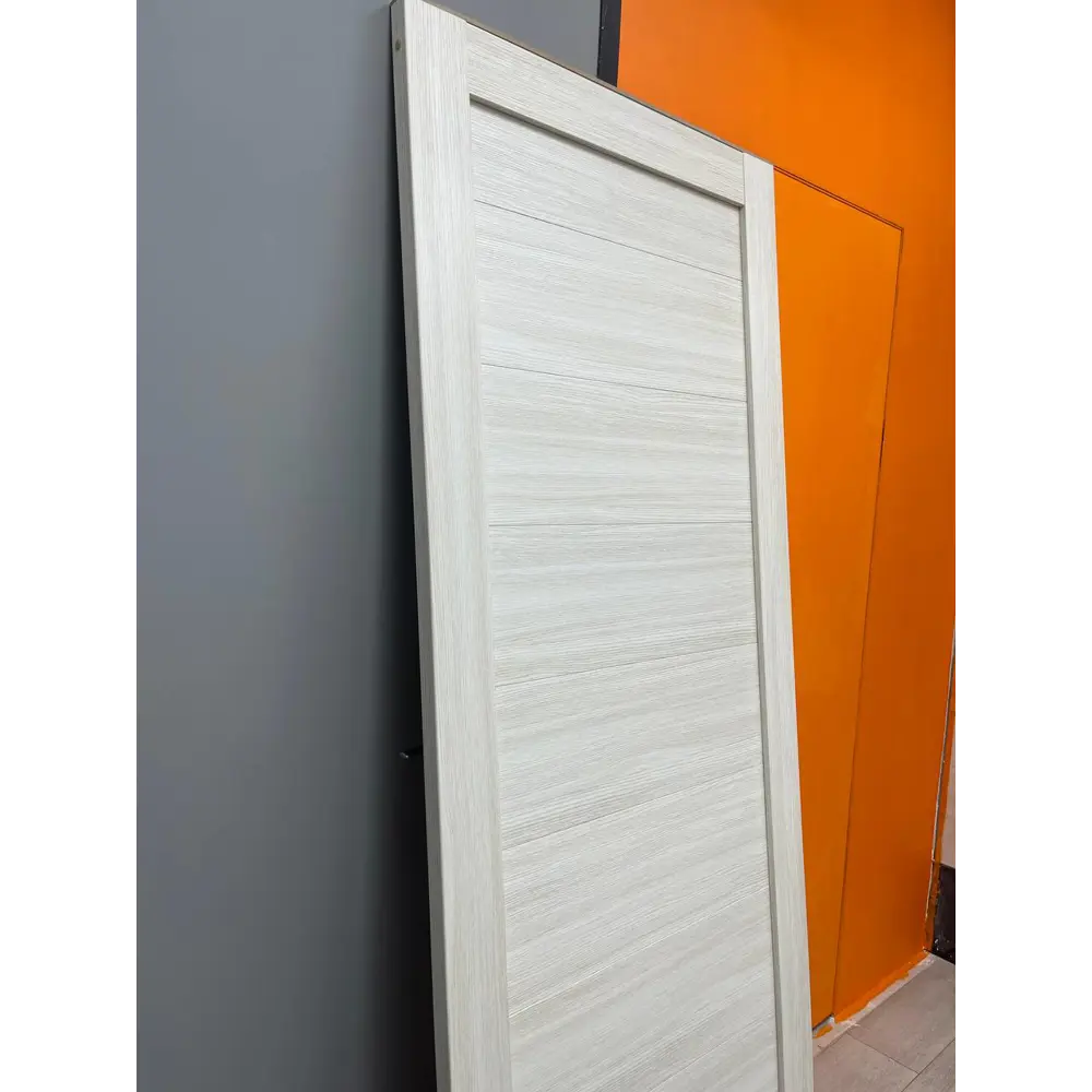 Фото 5 Комплект распашной двери Uberture Модерн 10005 глухая 2x70х200см ПВХ цвет лиственница светлаяс коробом и наличниками Фото 5 Комплект распашной двери Uberture Модерн 10005 глухая 2x70х200см ПВХ цвет лиственница светлаяс коробом и наличниками