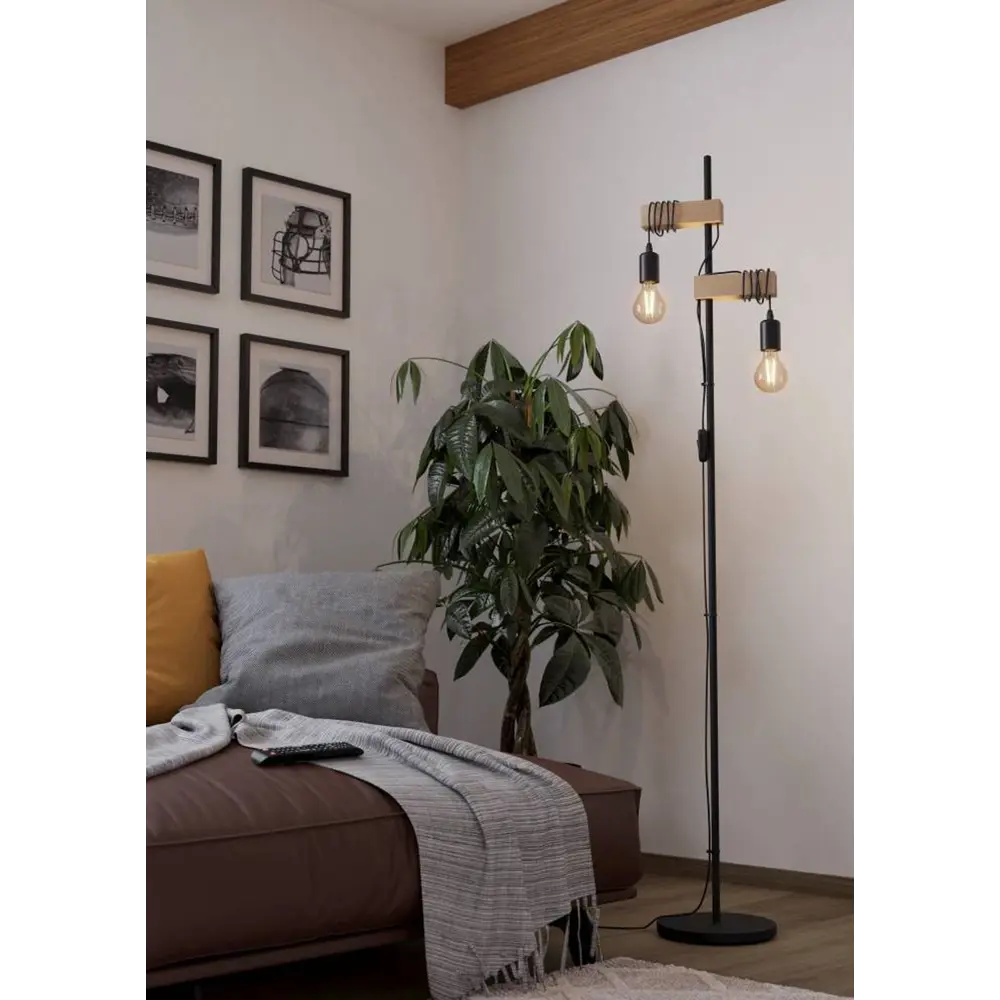 Фото 2 Торшер Eglo Townshend цвет черный Фото 2 Торшер Eglo Townshend цвет черный