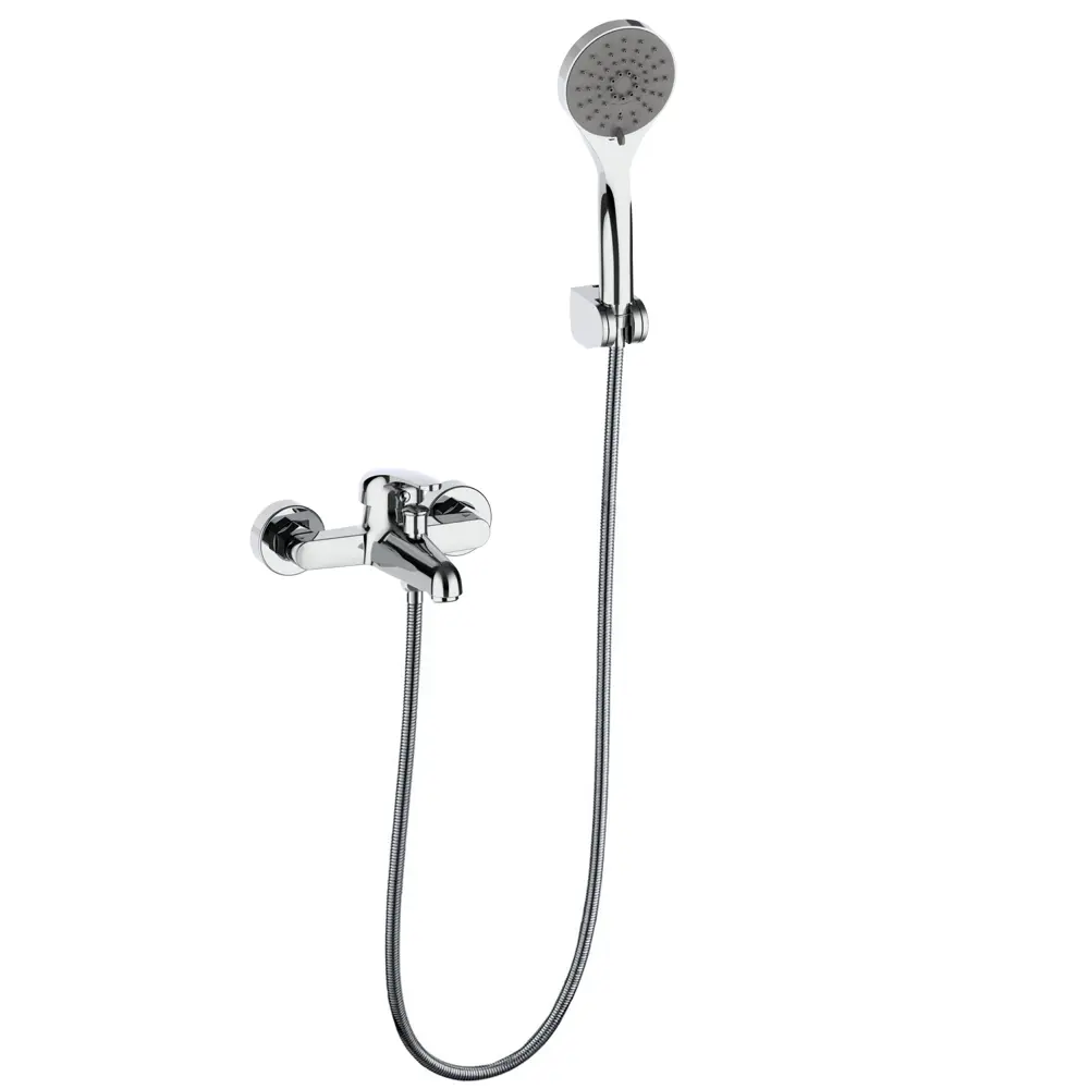 Фото Смеситель для ванны BRAVAT F6538671CP-B-SW однорычажный цвет хром Фото Смеситель для ванны BRAVAT F6538671CP-B-SW однорычажный цвет хром