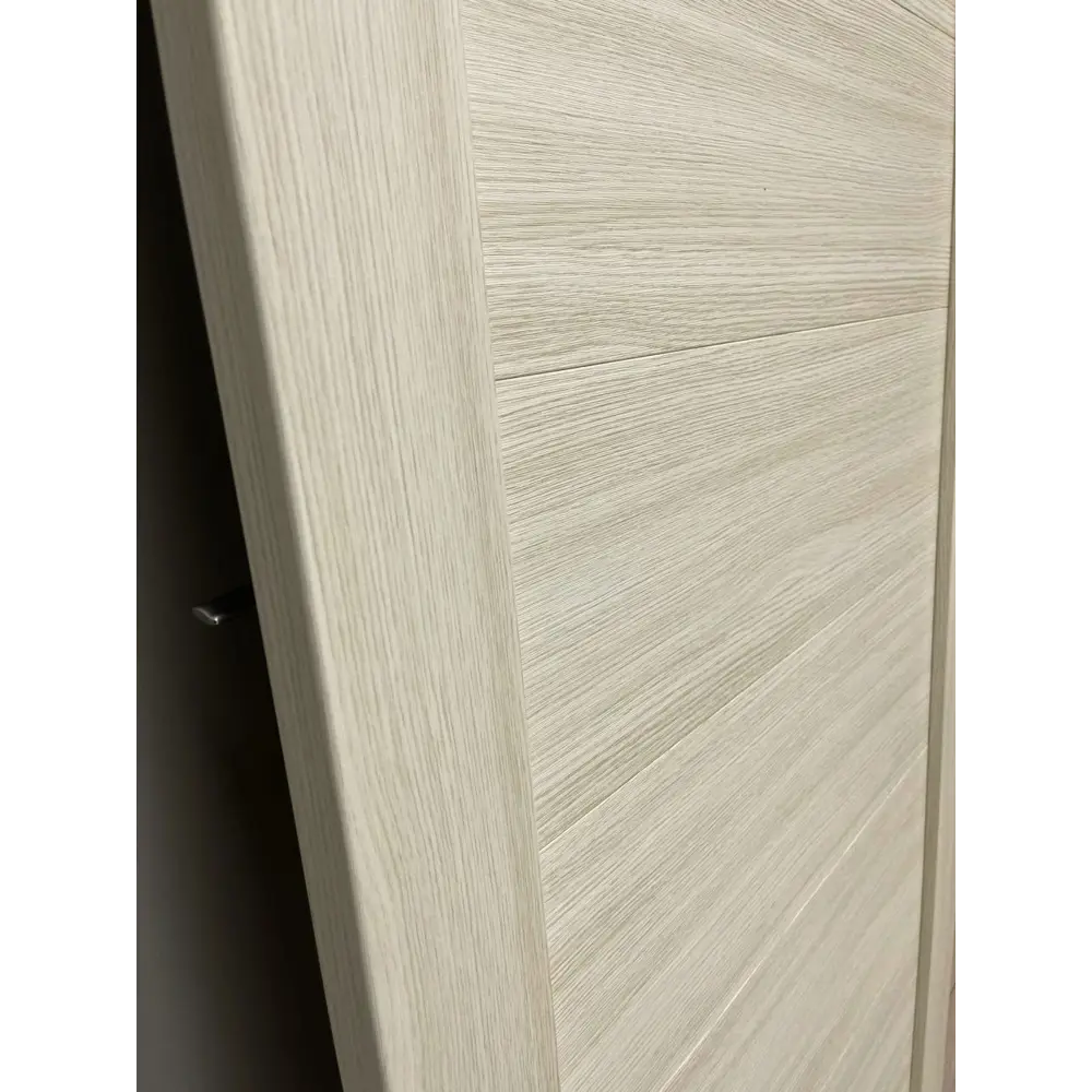 Фото 9 Комплект межкомнатной двери Uberture Модерн 10005 остеклённая 200x60см ПВХ цвет цвет лиственница светлая с коробом и наличниками Фото 9 Комплект межкомнатной двери Uberture Модерн 10005 остеклённая 200x60см ПВХ цвет цвет лиственница светлая с коробом и наличниками