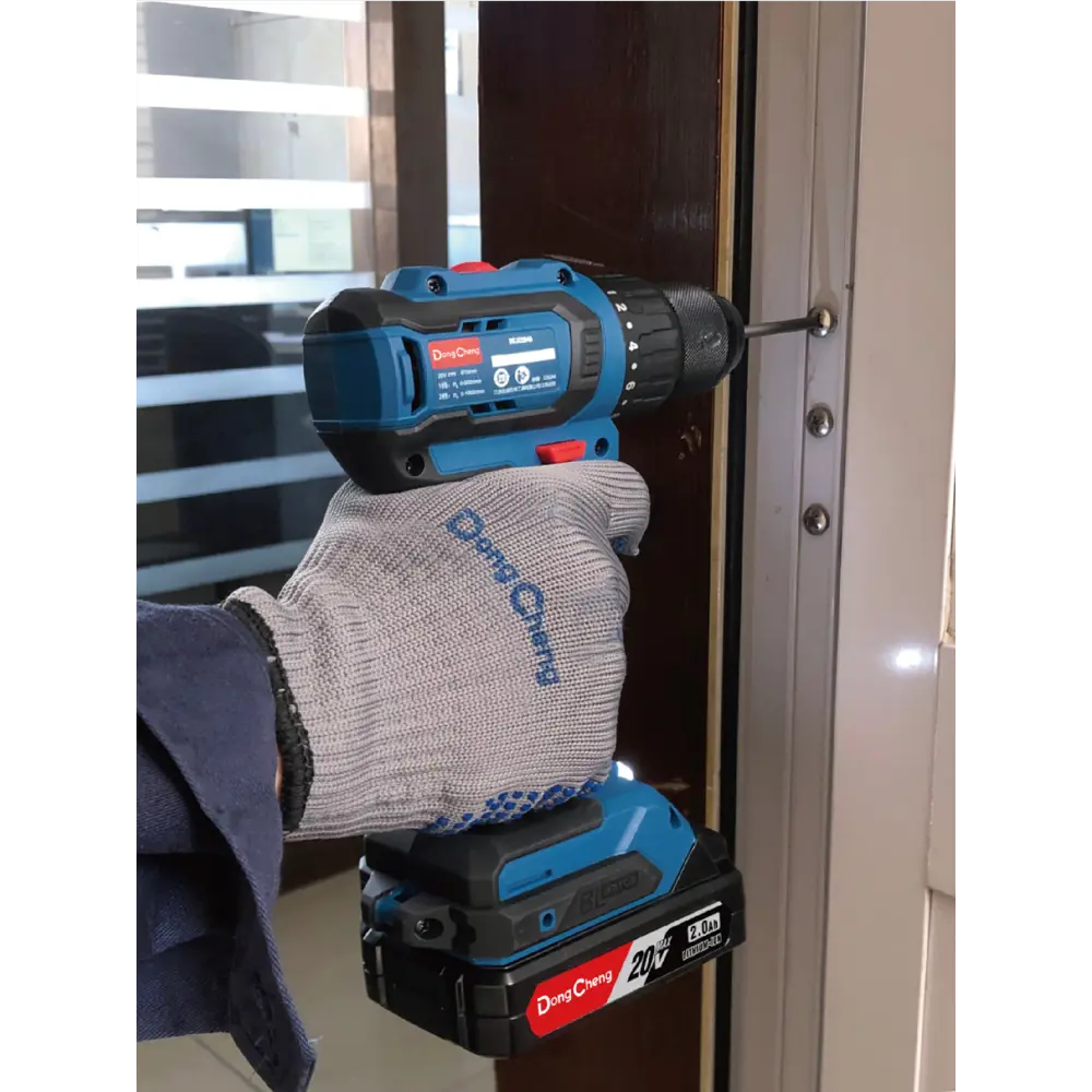 Фото 3 Дрель-шуруповерт аккумуляторная бесщеточная Dongcheng DCJZ2040, 20 В Li-ion 2x2 Ач