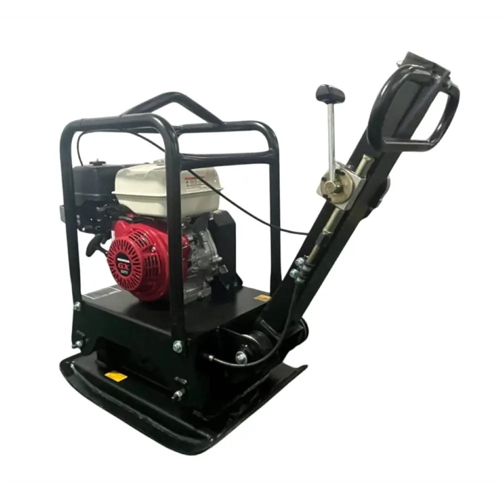 Фото 2 Виброплита бензиновая реверсивная Zammer SC160B-H двигатель Honda, 6600 Вт, 702x497 мм